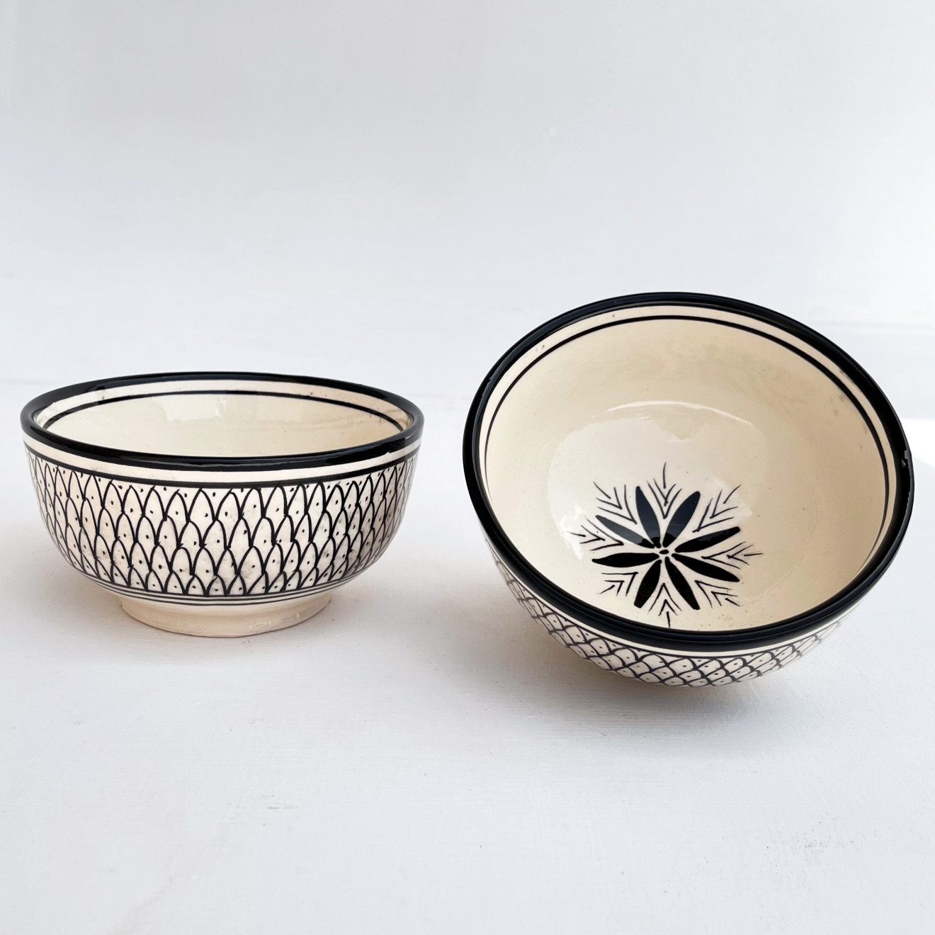Handbemalte Keramikschüssel Schwarz-Weiß SAFI-035 Ø13cm