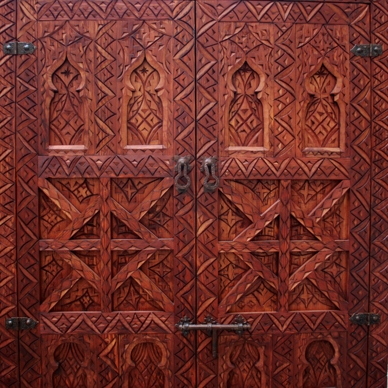 Marokkanischer Schrank TAROUDANT Handgeschnitzt