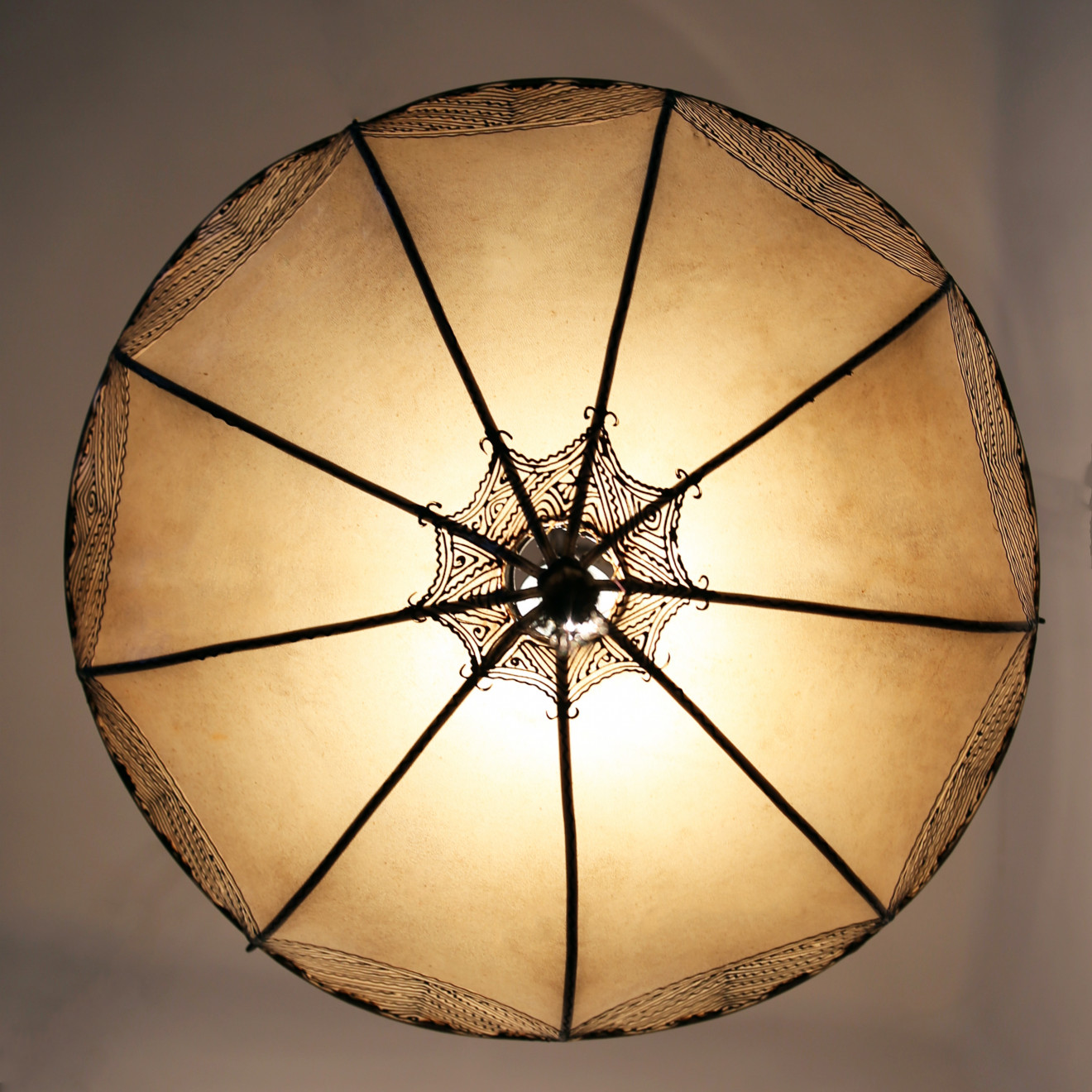 Hängelampe aus Leder ROUMIA Natur D54cm