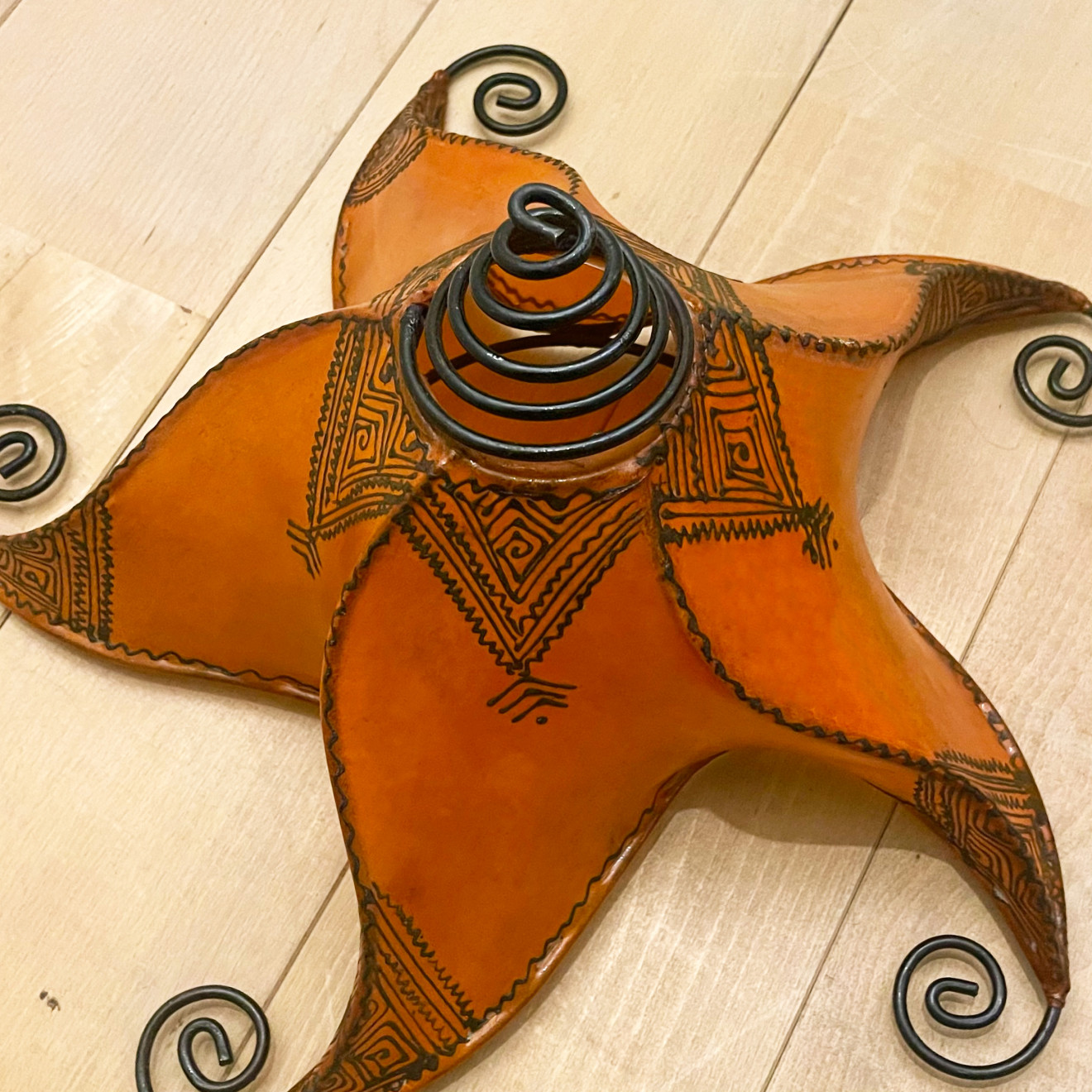 Henna-Hängelampe SHEMS D50cm orange