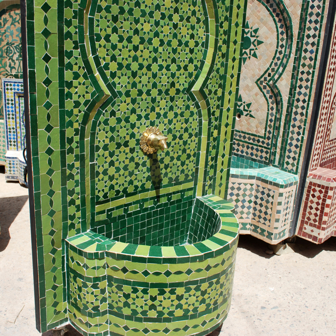Orientalischer Mosaikbrunnen WARDA 130x70 cm Grün