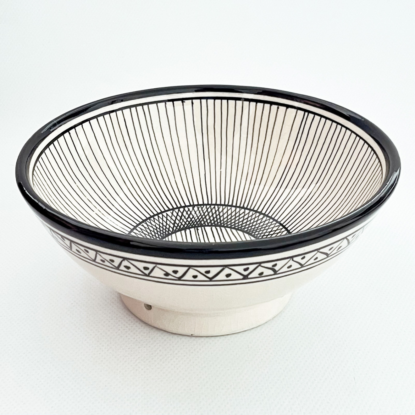 Marokkanische Keramikschüssel Ø20 cm Schwarz Weiß – handbemalt ZEBRA