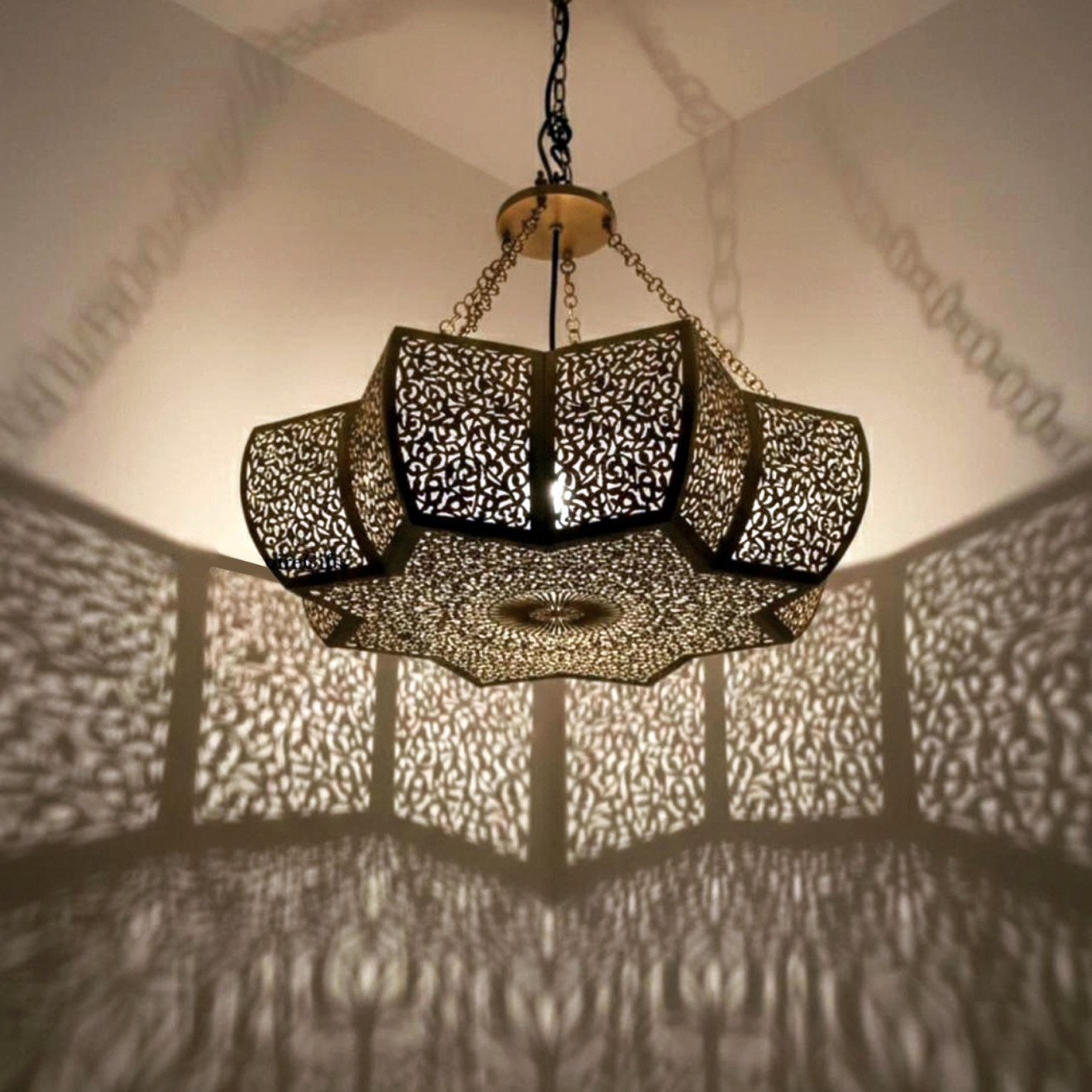 Orientalische Hängeleuchte NEJMA Messing