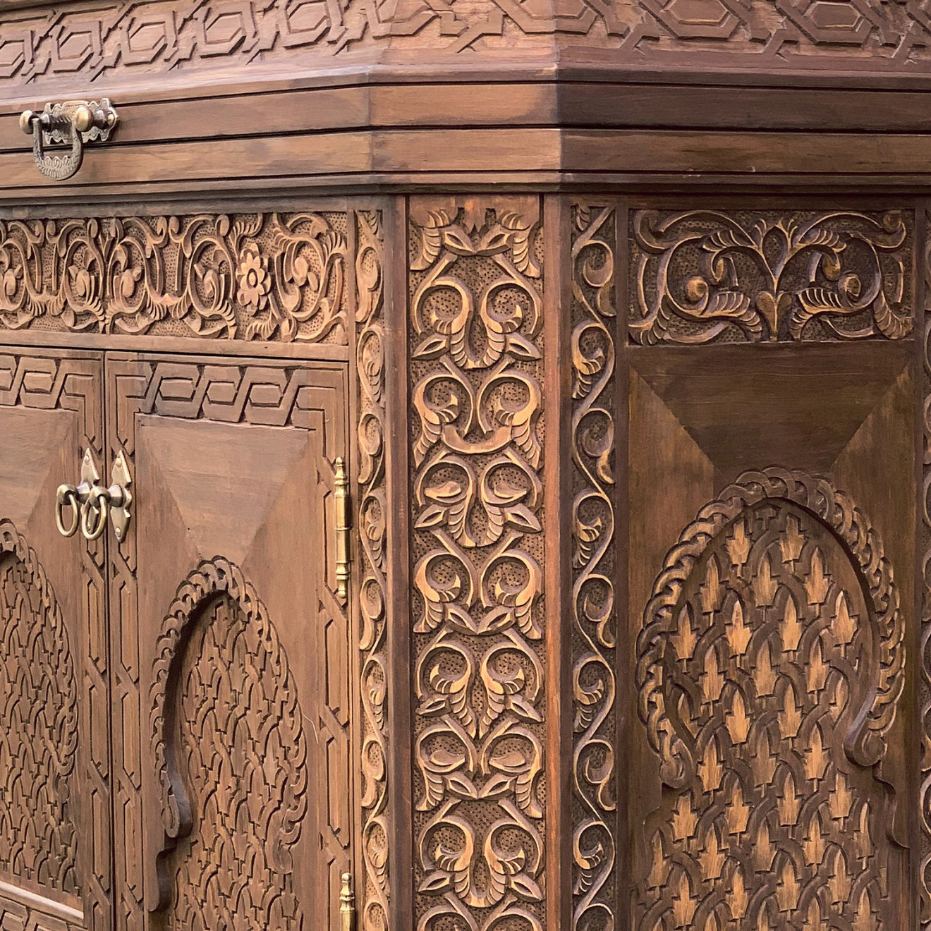 Marokkanischer Cedernholz Schrank AMAL