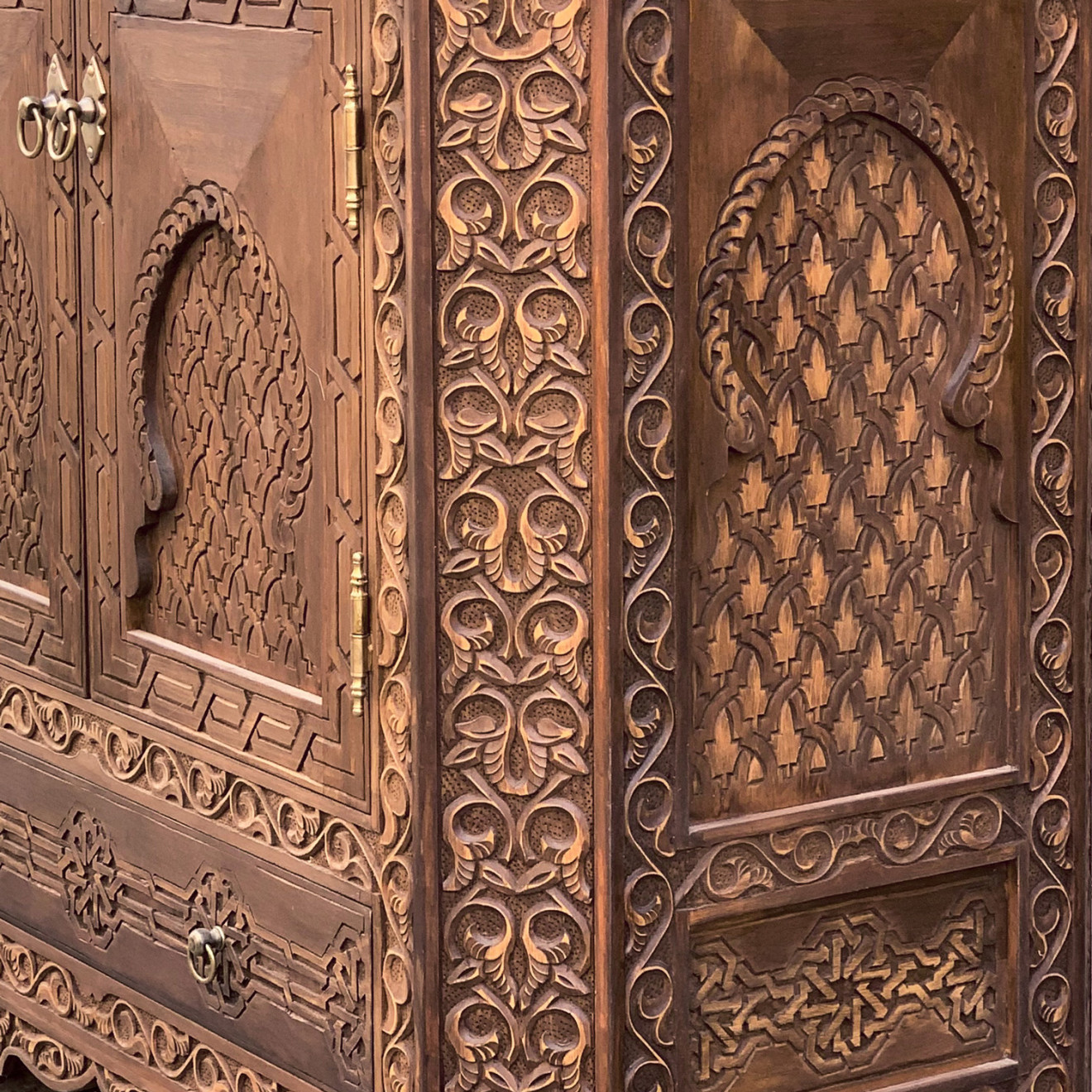 Marokkanischer Cedernholz Schrank AMAL