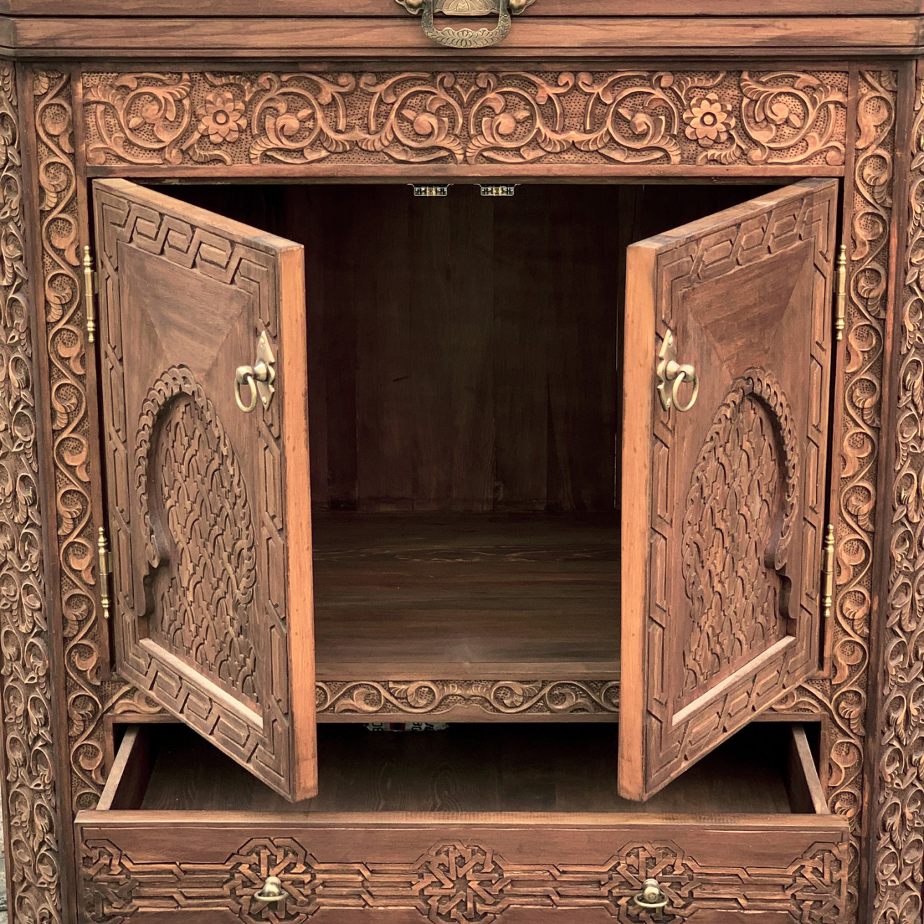 Marokkanischer Cedernholz Schrank AMAL