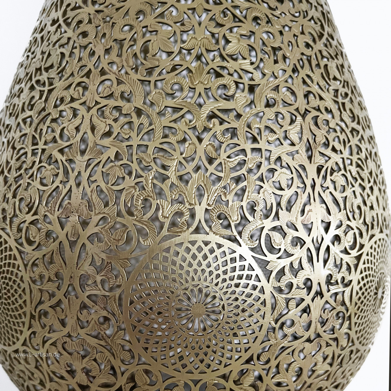 Marokkanische Stehleuchte DAMIA-L Messing H68cm