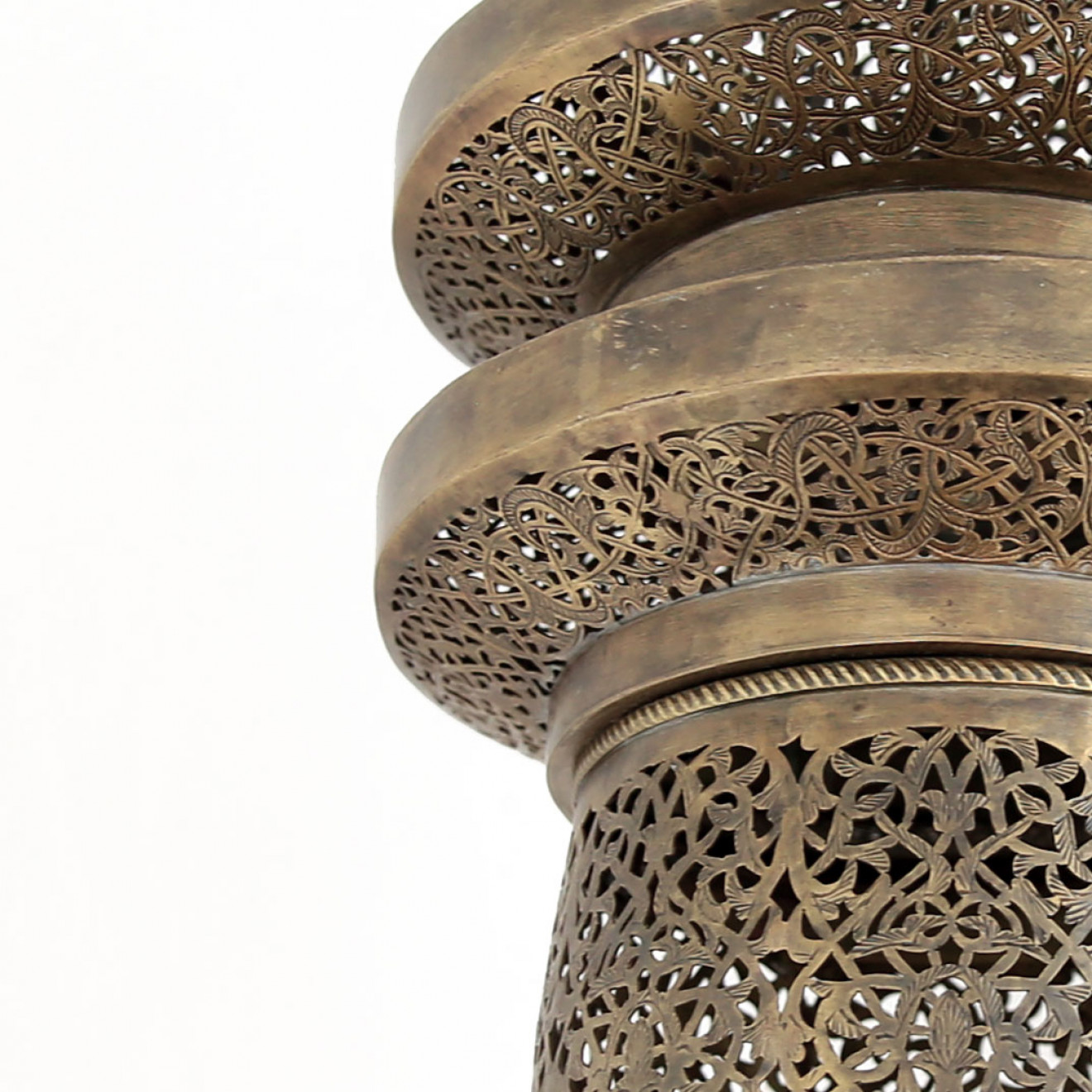 Orientalische Pendelleuchte aus Messing KARTAGA