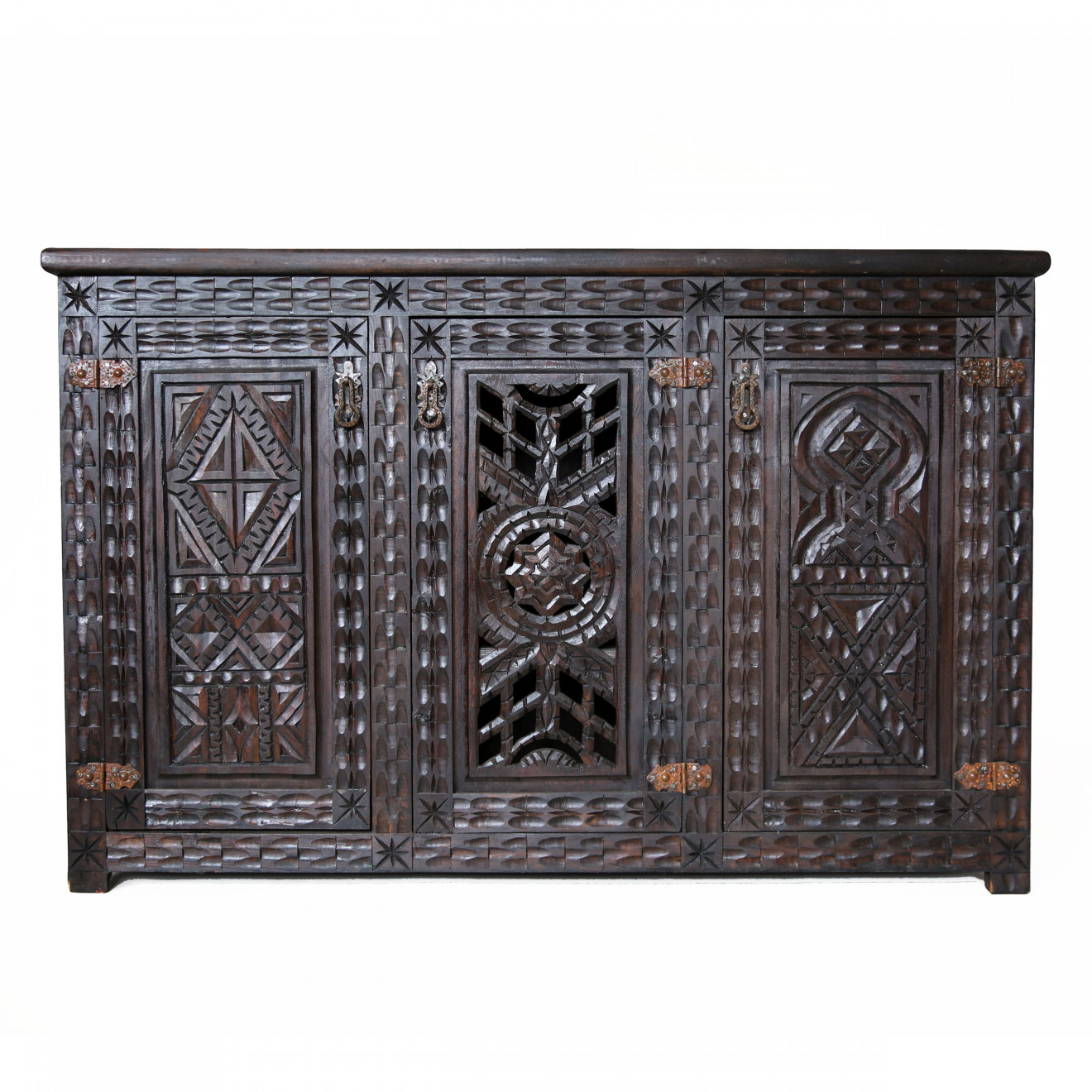 Orientalische handgeschnitzte Kommode TAMOUD Zedernholz