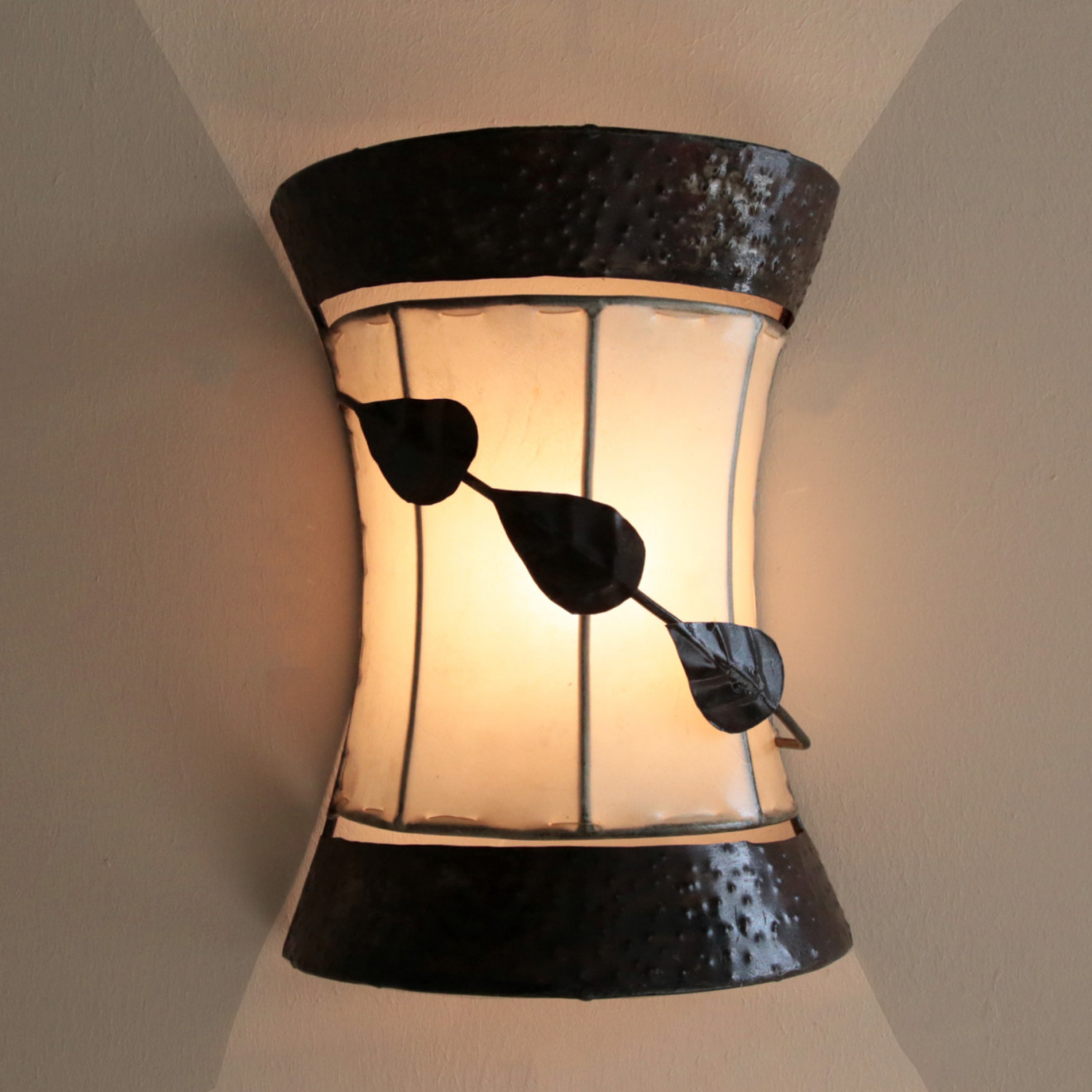 Marokkanische Leder Wandlampe WARDA natur