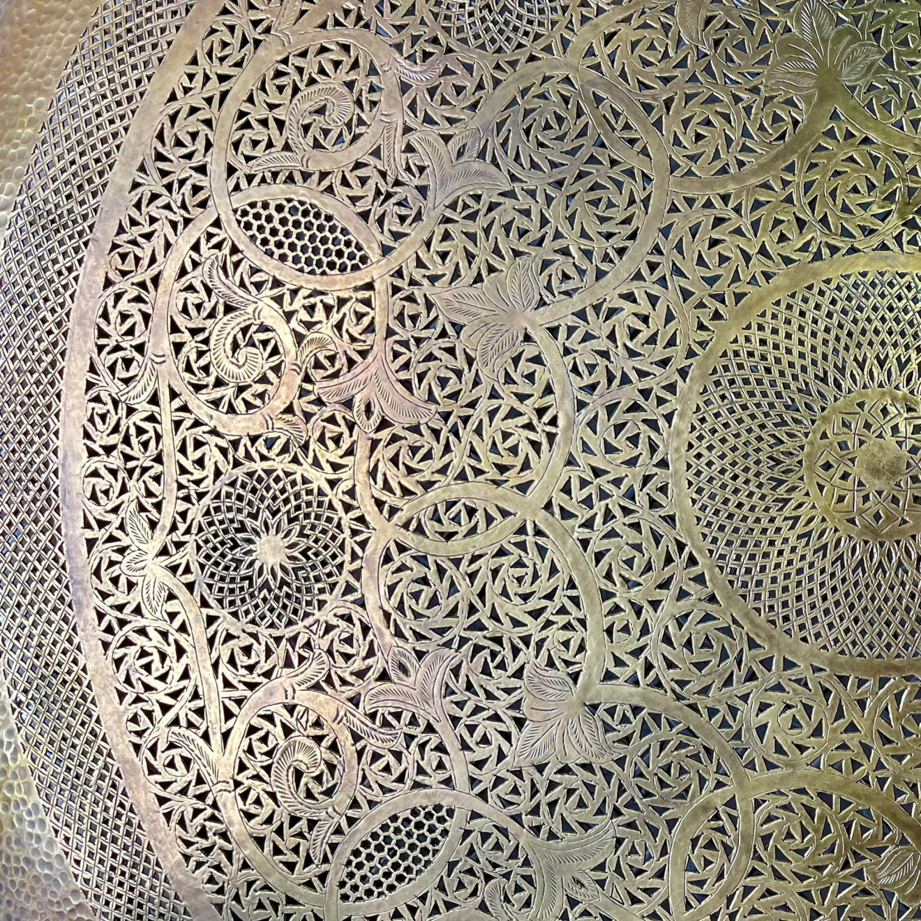 Marokkanische Wandleuchte aus Messing DORA-FES D100cm