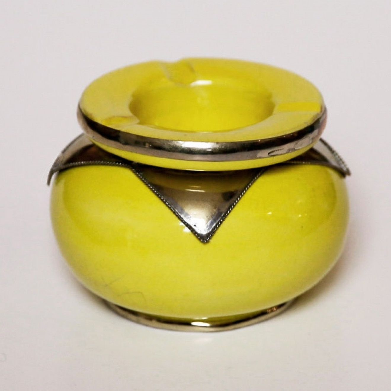 Aschenbecher Silber Gelb