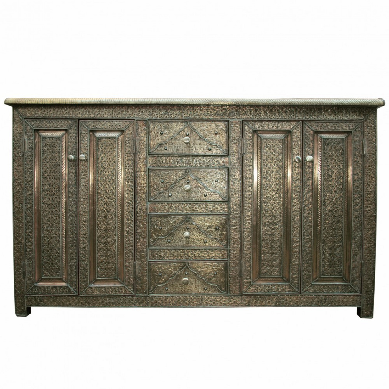 Orientalischer Schrank "Tabouk" Massiv - Messing Verkleidung. Orientalischer Schrank "Tabouk" Massiv - Messing Verkleidung.
