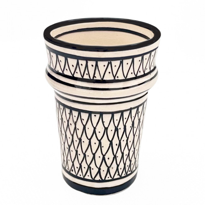 Handbemalter Keramikbecher aus Marokko Schwarz/weiß