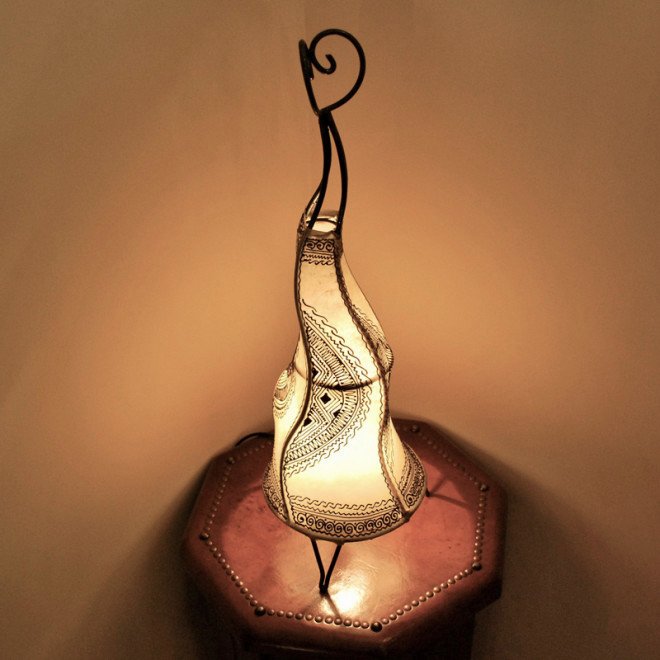 Henna - Stehleuchte CHEVAL H60cm natur