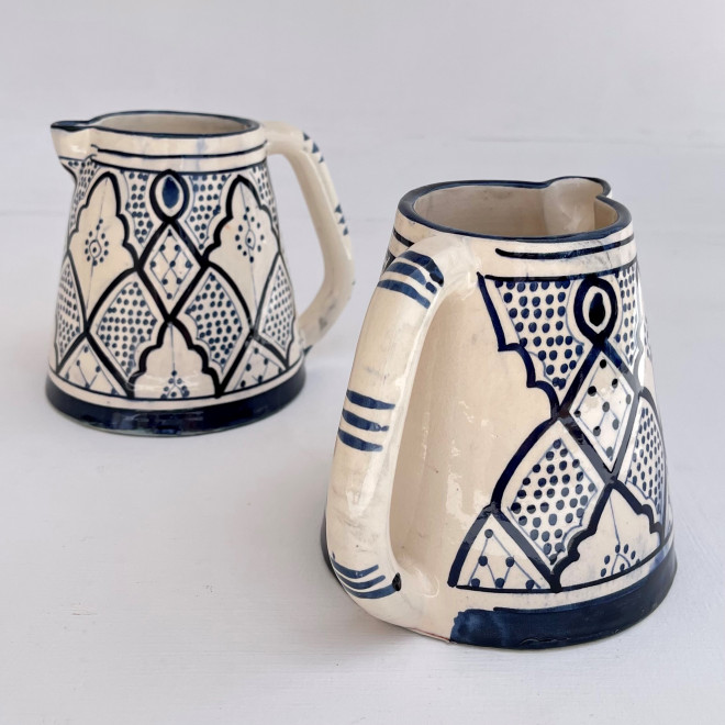 Marokkanische Karaffe aus Keramik Blau-weiss