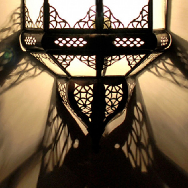 Orientalische Glas-Wandleuchte TITA weiß