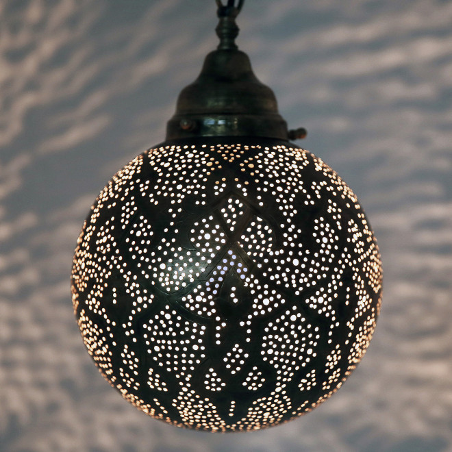 Kugel Hängeleuchte TAWRIK aus Messing