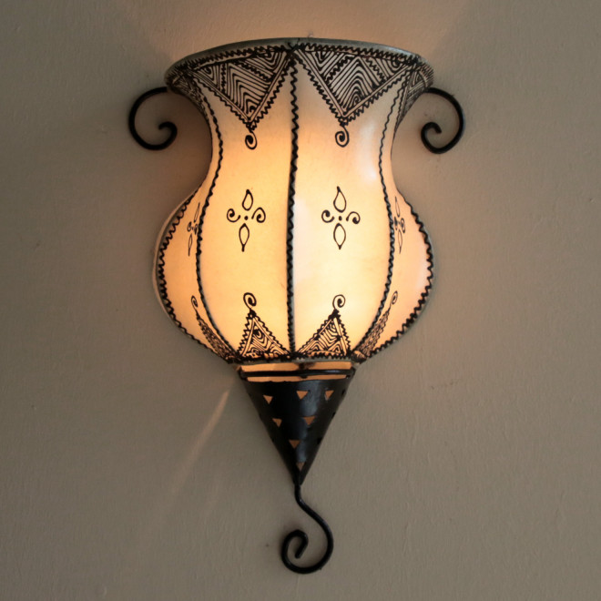 Marokkanische Henna-Wandlampe MALIKA natur