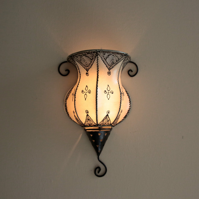 Marokkanische Henna-Wandlampe MALIKA natur