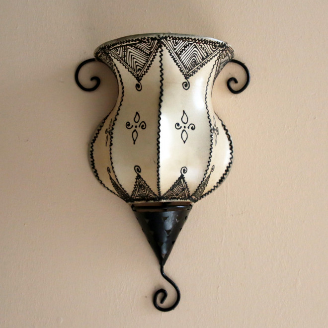 Marokkanische Henna-Wandlampe MALIKA natur