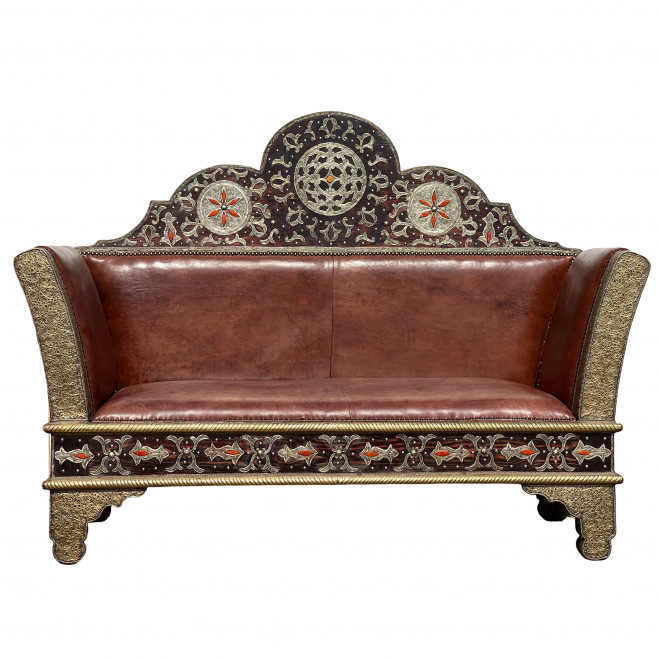 Orientalische Leder-Couch SULAYMAN mit Messingverkleidung – Handgefertigtes Unikat