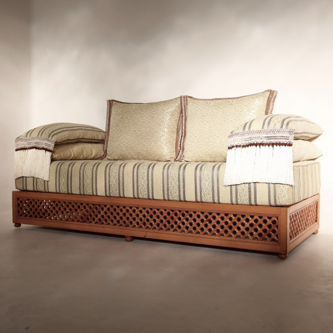 Orientalische Marokkanische Couch aus Massivholz "Farha"