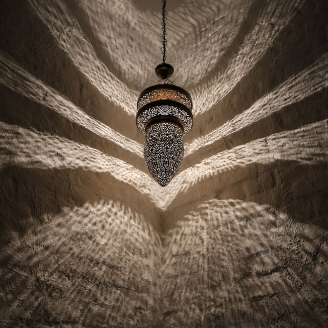 Orientalische Pendelleuchte aus Messing KARTAGA