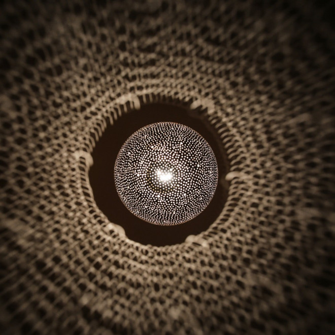 Kugel Pendelleuchte NIKAT aus Messing