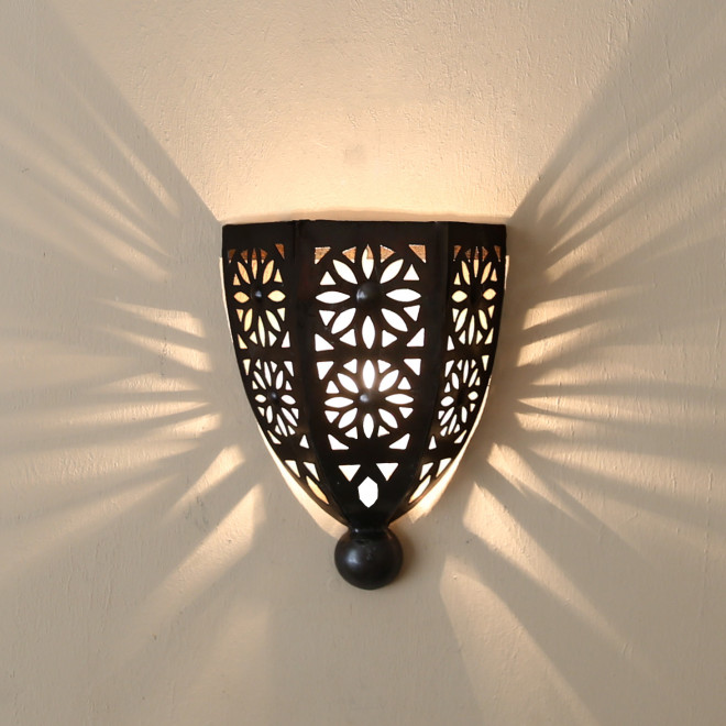 Wandlampe aus Kunstschmiedeeisen BOHA