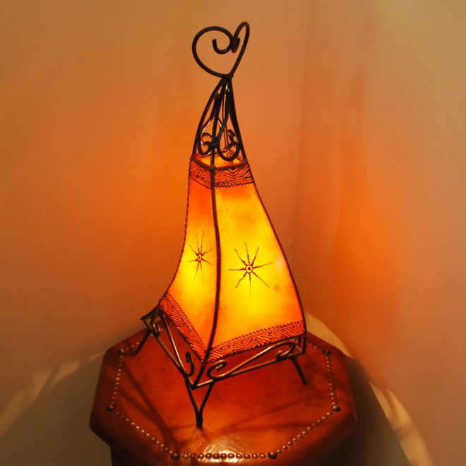 Henna-Stehlampe CANAR H60cm orange