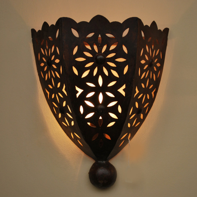 Metall-Wandlampe aus Marokko ZINA