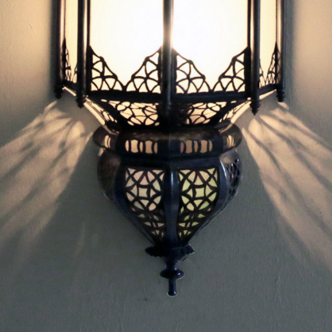 Orientalische Glas Wandleuchte LINFA weiß