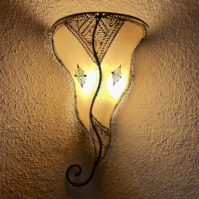 Marokkanische Leder-Wandlampe MASRA H40cm