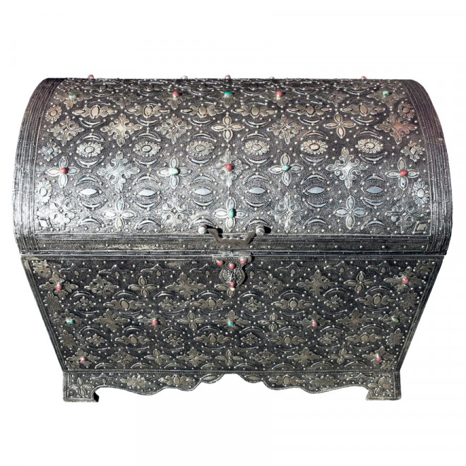 Große orientalische Truhe UMAYMA