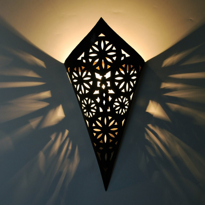 Eisen- Wandlampe RISCHA