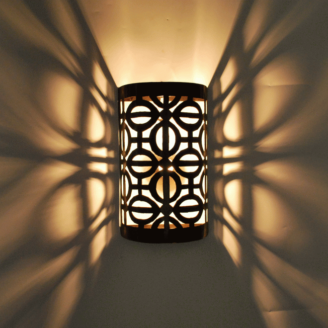 Eisen Wandlampe TOBAKA